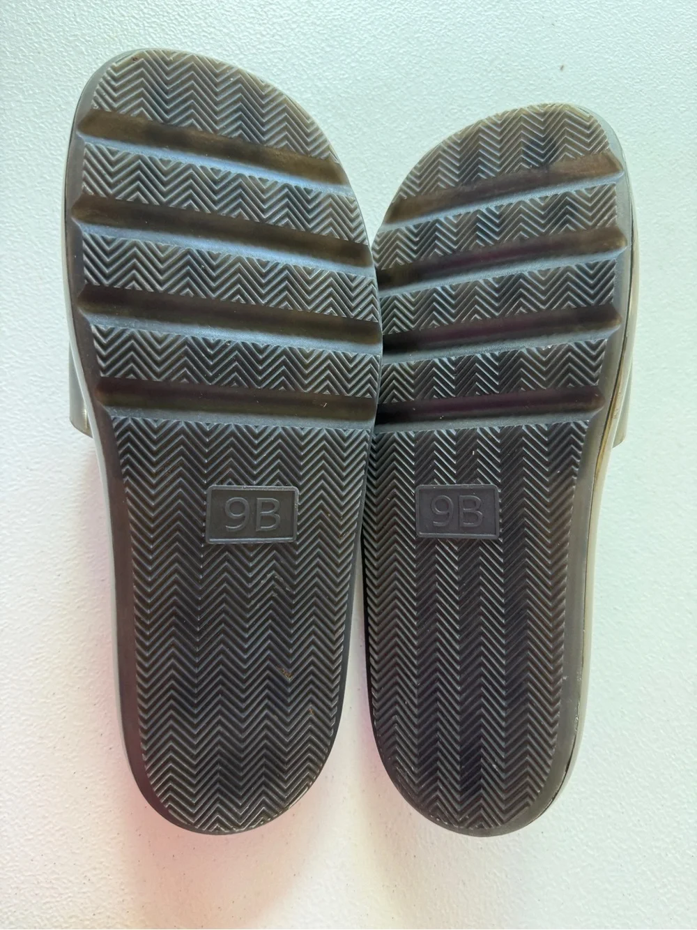 Tory Burch Women's Bubble Jelly Slide Sandals size 9B Black.